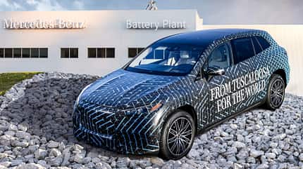 Mercedes-Benz,Presse,press photo Mercedes EQS SUV Mitfahrt