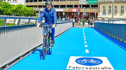 Ampel,Trixispiegel,Kreuzung,Toter Winkel Unfall -