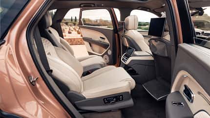 Bentley Bentayga EWB Extended Wheelbase 2022 Bentley Bentayga EWB Extended Wheelbase 2022