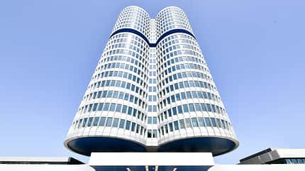 07/2022, BMW Vierzylinder Hochhaus München Zentrale BMW Vierzylinder Hochhaus München Zentrale