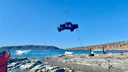 Bergung Arctic Trucks AT44 Ford F150 Transglobal Car Expedition Bergung Arctic Trucks AT44 Ford F150 Transglobal Car Expedition