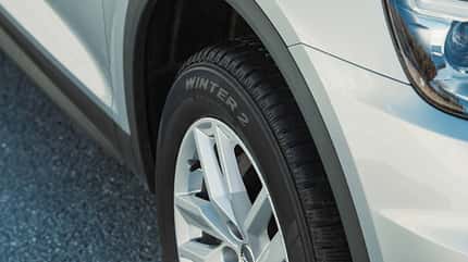 Pirelli Scorpion, Advertorial