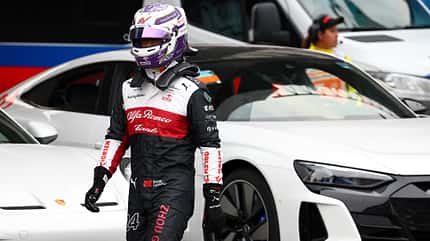 Guanyu Zhou - GP Mexiko 2022 Guanyu Zhou - GP Mexiko 2022