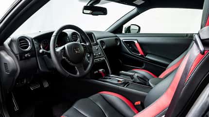Nissan GT-R R35 Black Edition - Sebastian Vettel