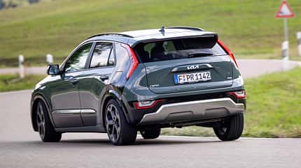 Kia Niro, Mazda CX-30, Nissan Juke, Renault Captur, VW T-Cross, VT, ams2522 Kia Niro