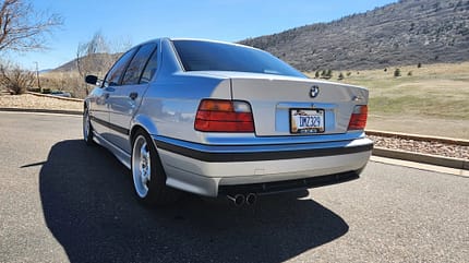 BMW M3 E36 Auktion, V8 Corvette, Bring a Trailer BMW M3 E36 Auktion