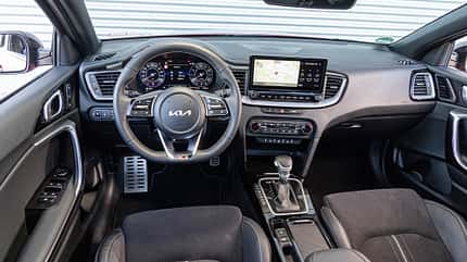 Kia Niro Hybrid, Kia Xceed 1.5 T-GDI, VT ams1223 Kia Xceed 1.5 T-GDI