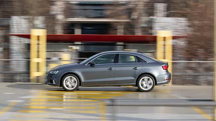 gebrauchtwagen, gebraucht, second hand, mercedes, mercedes-benz, a-klasse, a 180, w176, w 176, audi a3, a3, a3 limousine, limo, limousine Gebrauchtvergleich Mercedes A-Klasse Audi A3 Limo