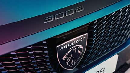 Peugeot E-3008 SUV