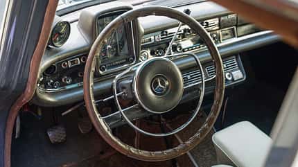 Mercedes-Benz 230 W110 AMG (1967) Mercedes-Benz 230 W110 AMG (1967)