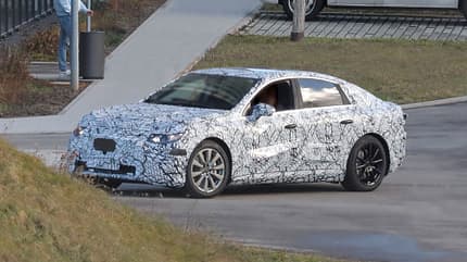 12/2023, Erlkönig, Mercedes C-Klasse electric, EQC Limousine Erlkönig Mercedes EQC Limousine