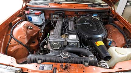Mercedes-Benz W123 (1976-1985) Sechszylinder Motor M110