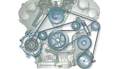 TechnikProfi, Antriebstechnik, Motor, Riementriebe, Motor, modern, Keilrippenriemen, Serpentinenanordnung, Antrieb, Generator, Klimakompressor TechnikProfi_2024_09_01_4