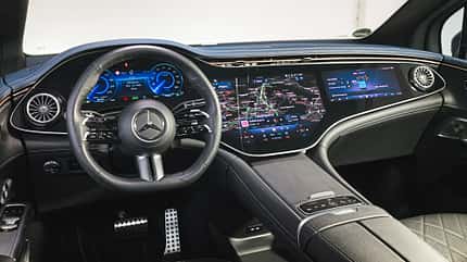 Porsche Macan 4, Audi Q6 e-tron, Mercedes EQE 500, Vergleichstest, ams0125 Mercedes EQE 500, Cockpit