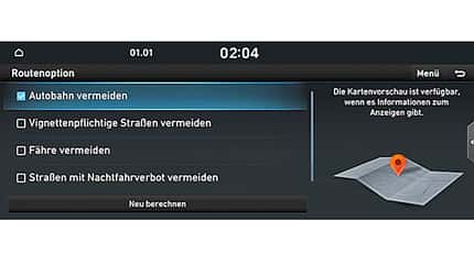 Karte statt Navi: Wenn Karin Platz aus Lauf in Franken schöne Strecken fahren will, nutzt sie die gute alte Straßenkarte. Grund: Die „Autobahn vermeiden“-Funktion im Navi wurde abgeschaltet Karte statt Navi: Wenn Karin Platz aus Lauf in Franken schöne Strecken fahren will, nutzt sie die gute alte Straßenkarte. Grund: Die „Autobahn vermeiden“-Funktion im Navi wurde abgeschaltet