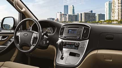 Hyundai H-1 2018 Cockpit Hyundai H-1 2018 Cockpit