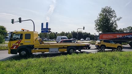 Elektrischer Jeep Avenger Elektrischer Jeep Avenger, Autobahn