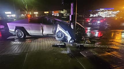 Tesla Cybertruck Unfall Reno (Nevada)