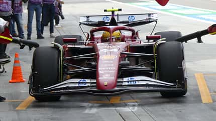 Lewis Hamilton - Ferrari - Formel 1 - Test - Bahrain - 26. Februar 2025 Lewis Hamilton - Ferrari - Formel 1 - Test - Bahrain - 26. Februar 2025