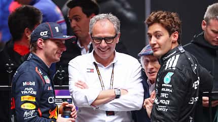 Stefano Domenicali, Max Verstappen & George Russell - Formel 1 - GP Australien 2025 Stefano Domenicali, Max Verstappen & George Russell - Formel 1 - GP Australien 2025