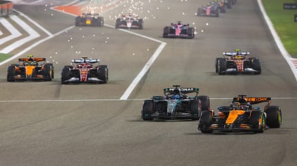Lando Norris vs. Oscar Piastri - McLaren - GP Bahrain 2025 Lando Norris vs. Oscar Piastri - McLaren - GP Bahrain 2025