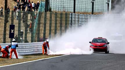 Feuer - Brand am Streckenrand - GP Japan 2025 Feuer - Brand am Streckenrand - GP Japan 2025