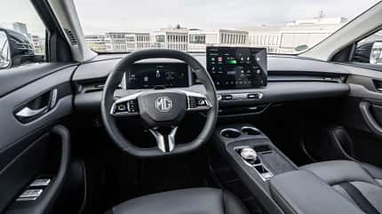 MG S5 EV, Cockpit