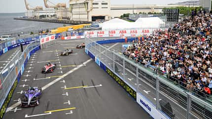 Formel E 2024/2025 - Tokio Rennen 2 - Pascal Wehrlein - Porsche Formel E 2024/2025 - Tokio Rennen 2 - Pascal Wehrlein - Porsche