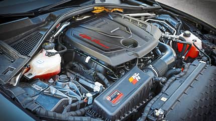 Alfa Romeo Giulia, Motorraum