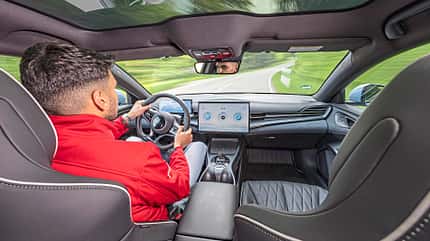 VW ID.7, Hyundai Ioniq 6, BYD Seal und Xpeng P7, AMS Vergleichstest, ams1425 BYD Seal, Cockpit