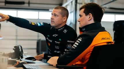 Brad Pitt - McLaren - Formel 1 Test - Austin - 2025 Brad Pitt - McLaren - Formel 1 Test - Austin - 2025