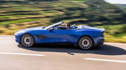 Aston Martin Vanquish Volante, FB Aston Martin Vanquish Volante
