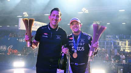 Formel E 2024/2025 - London Rennen 1 - Nick Cassidy - Jaguar