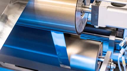 Fraunhofer-Einrichtung Forschungsfertigung Batteriezelle FFB mit Simon Lux 