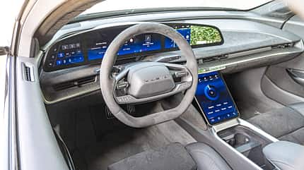 Lucid Air Sapphire, Cockpit