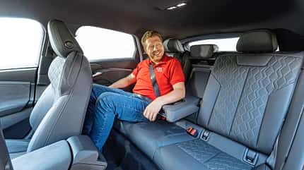 Audi S6 Sportback e-tron, Fond