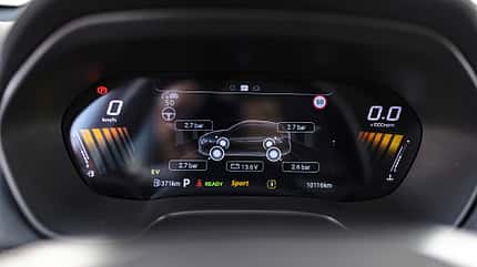MG ZS Hybrid, Digitalinstrument