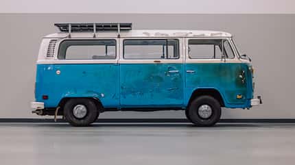 VW T2, Azul, Baujahr 1977, Palisades Fire 01/2025, Bulli, Restauration 11/2025, L.A. Auto Show 11/2025 VW-Bulli T2 Azul