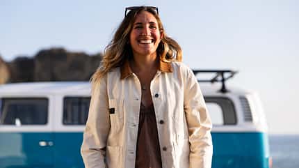 VW T2, Azul, Baujahr 1977, Palisades Fire 01/2025, Bulli, Restauration 11/2025, L.A. Auto Show 11/2025 VW-Bulli T2 Azul