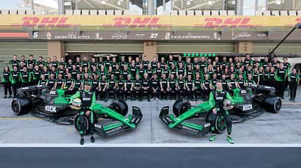 Sauber - Teamfoto - GP Abu Dhabi 2025 Sauber - Teamfoto - GP Abu Dhabi 2025