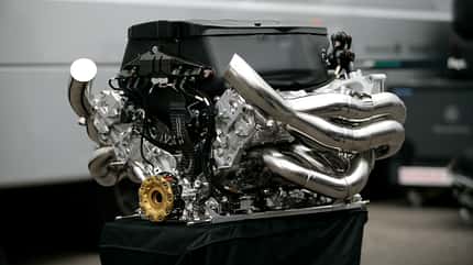 Mercedes V8-Motor - Formel 1 - 2011 Mercedes V8-Motor - Formel 1 - 2011