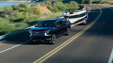 Chevrolet Silverado 1500 High Country in Black