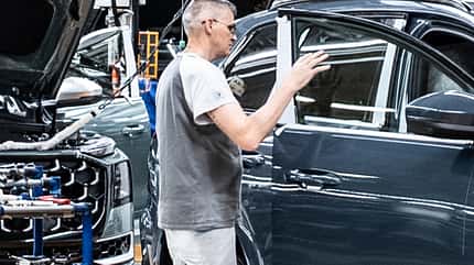 Audi Q9 in der Produktion/mechanische Türgriffe