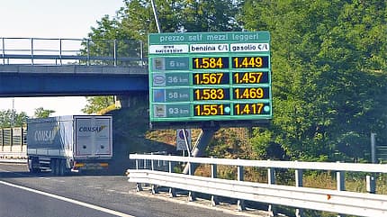 Italien Autobahn Tankstelle Benzinpreise