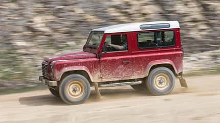 Land Rover Defender 90 TD4 SW, ams1513_SUV, Fahrbericht Land Rover Defender 90 TD4 SW, Seitenansicht