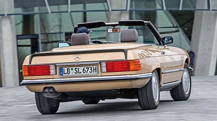 Mercedes-Benz 500 SL, mkl0415, Fahrbericht Mercedes-Benz 500 SL, Heckansicht