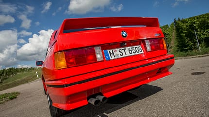 BMW M3, Baureihe E30, mkl1115, Kaufberatung BMW M3, Baureihe E30, Heck, Auspuff, Endrohre