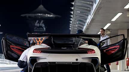 Rennwagen Aston Martin Vulcan Aston Martin Vulcan Yas Marina
