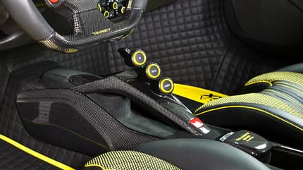 Ferrari 4XX by Mansory Genfer Autosalon Ferrari 4XX by Mansory Genfer Autosalon