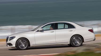 Mercedes E 220 d, ams0716, Vergleich Mercedes E 220 d, Seitenansicht
